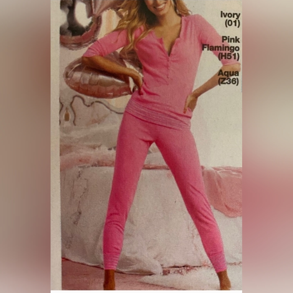 VICTORIA'S SECRET pink Long Jane fleece PJ set, size large, NWT